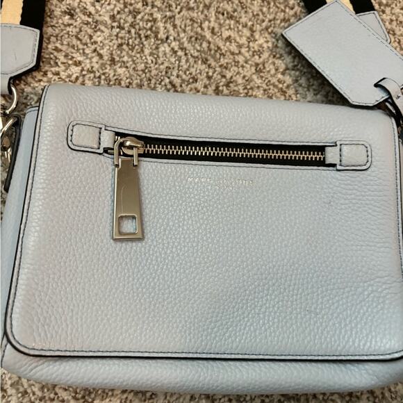 Marc Jacob’s Light Blue Gotham crossbody purse - Picture 6 of 10